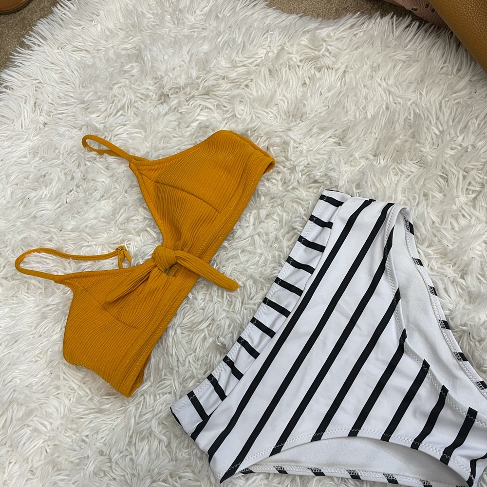 Size small shein bikini brand new